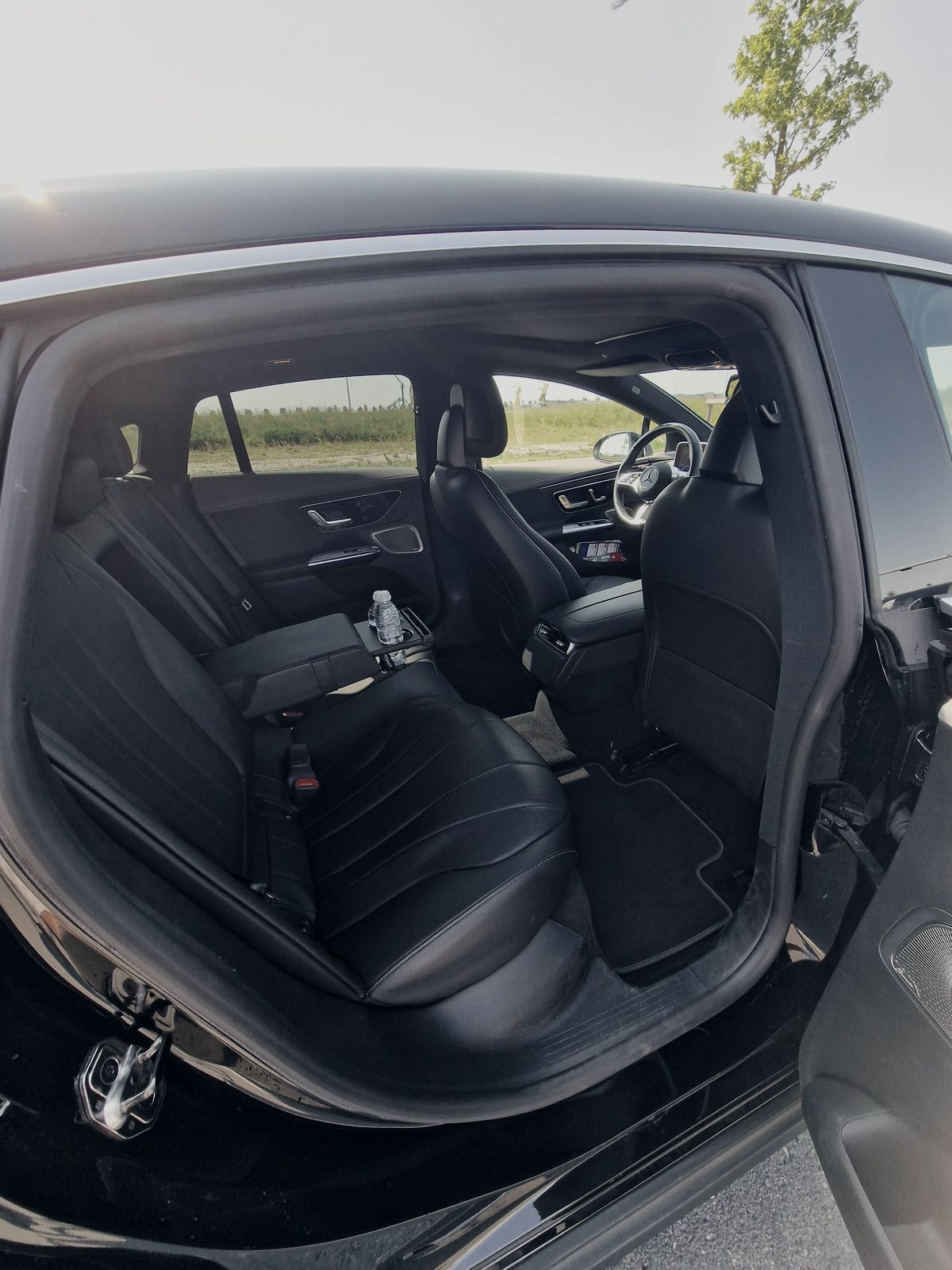 Rear seat of an AmstelCab Mercedes-Benz EQE, Business Class